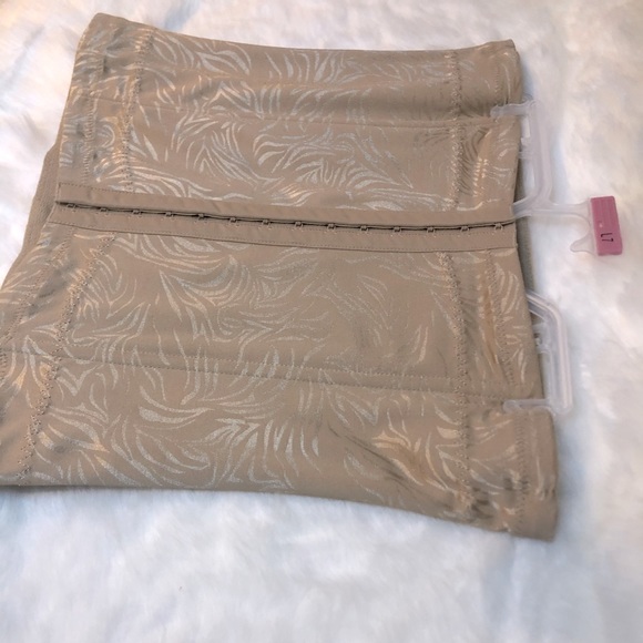 Waist Trainer 🌻 ShapeWear ✨ - Picture 6 of 6